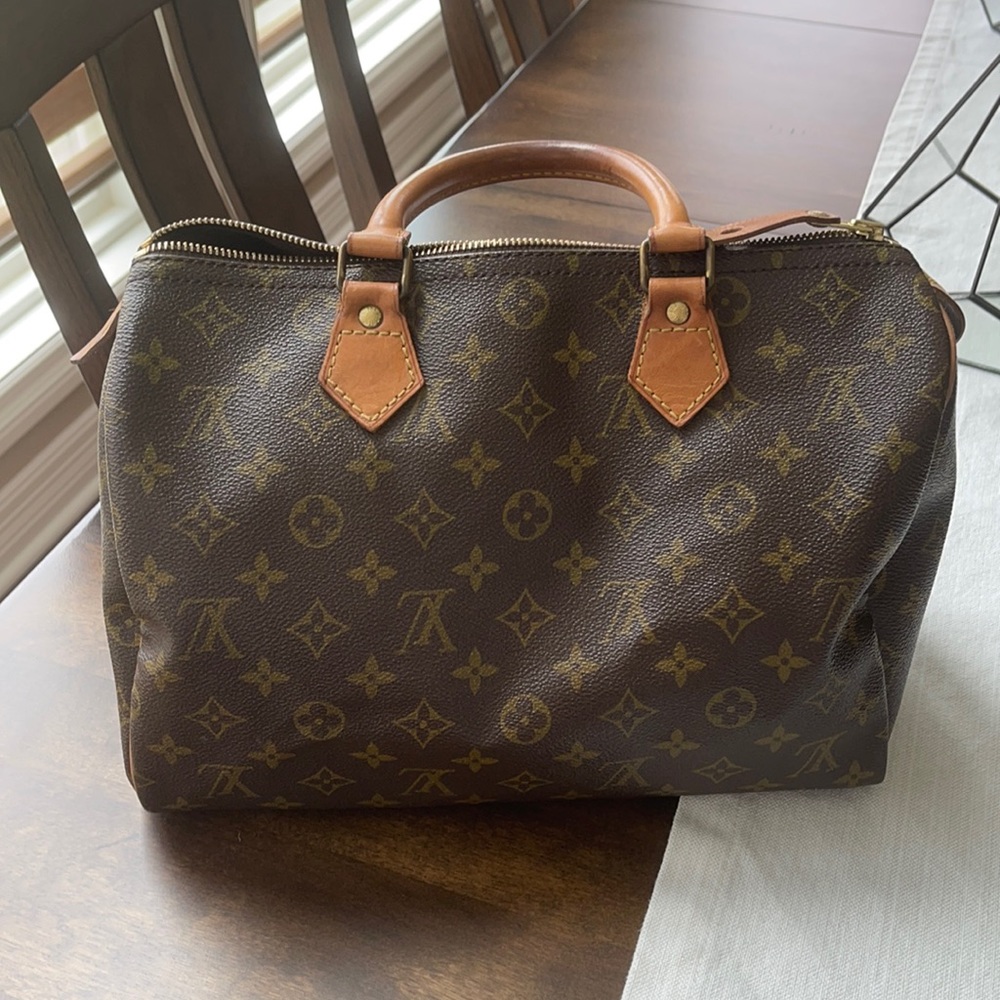 Louis Vuitton Speedy 30